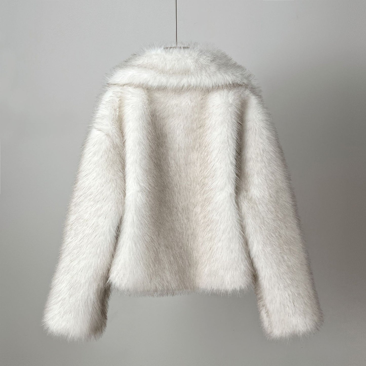 Europe and America wind lapel fur short fox fur coat fashion simple female environmental protection.