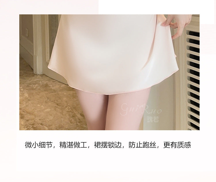 DZ Gorgeous Passionate Hot Backless Nightdress Pure Desire Sexy Waist-Cinching Deep V Ice Silk Nightdress Set with Chest Pads5262