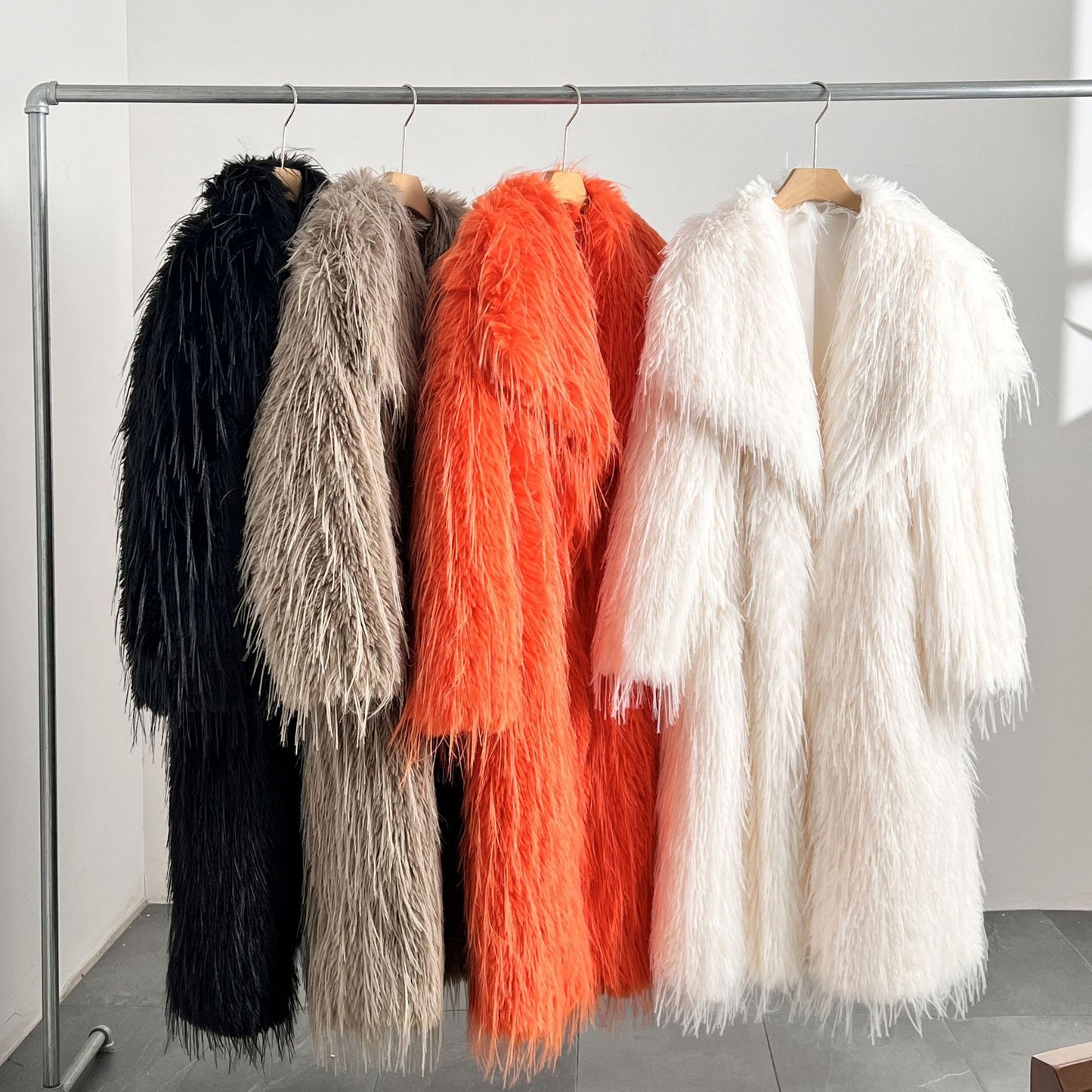 Design Sense Tassel Fur Coat Extra Long Solid Color Fur Coat Autumn Winter New Fur Coat