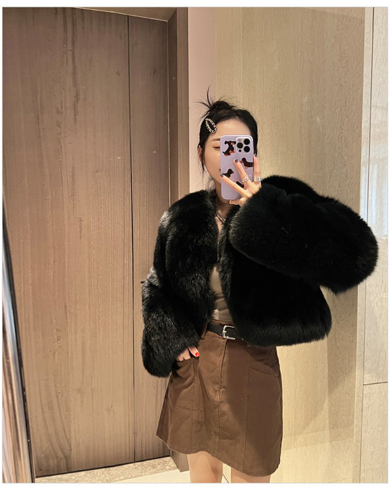 European Style Mink Fur Coat for Petite Women Eco-Friendly Fox Fur Short Fur Coat Fur Sweater