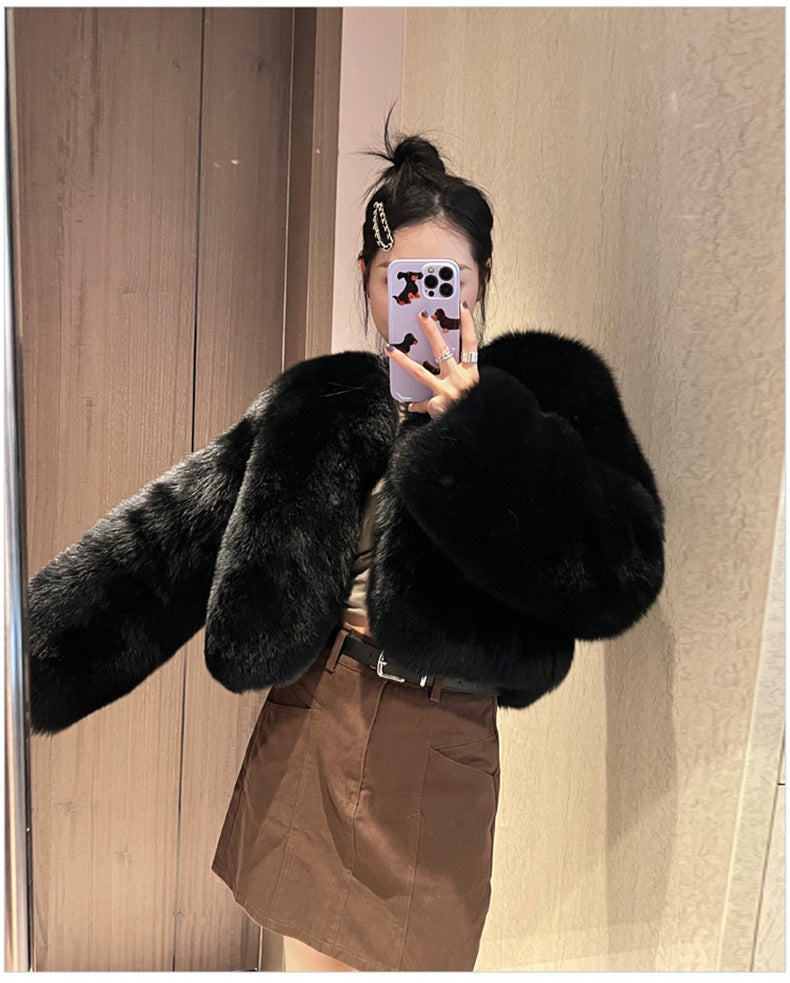 European Style Mink Fur Coat for Petite Women Eco-Friendly Fox Fur Short Fur Coat Fur Sweater